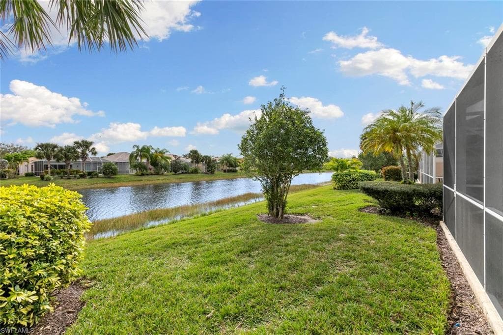 7912 Umberto Ct, Naples, FL 34114-27