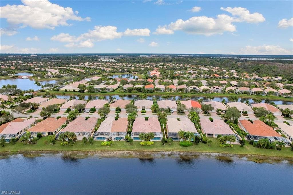 7912 Umberto Ct, Naples, FL 34114-38