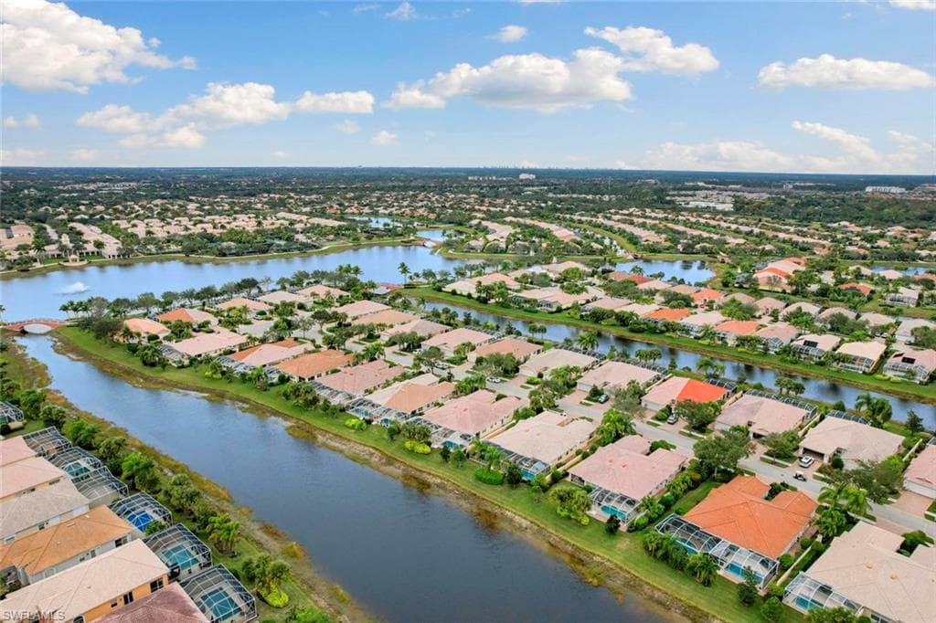 7912 Umberto Ct, Naples, FL 34114-39