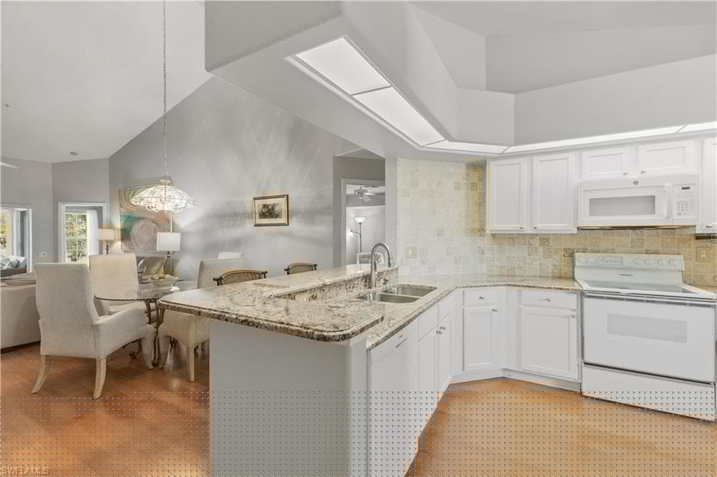 28060 Cavendish Ct 2512, Bonita Springs, FL 34135-5