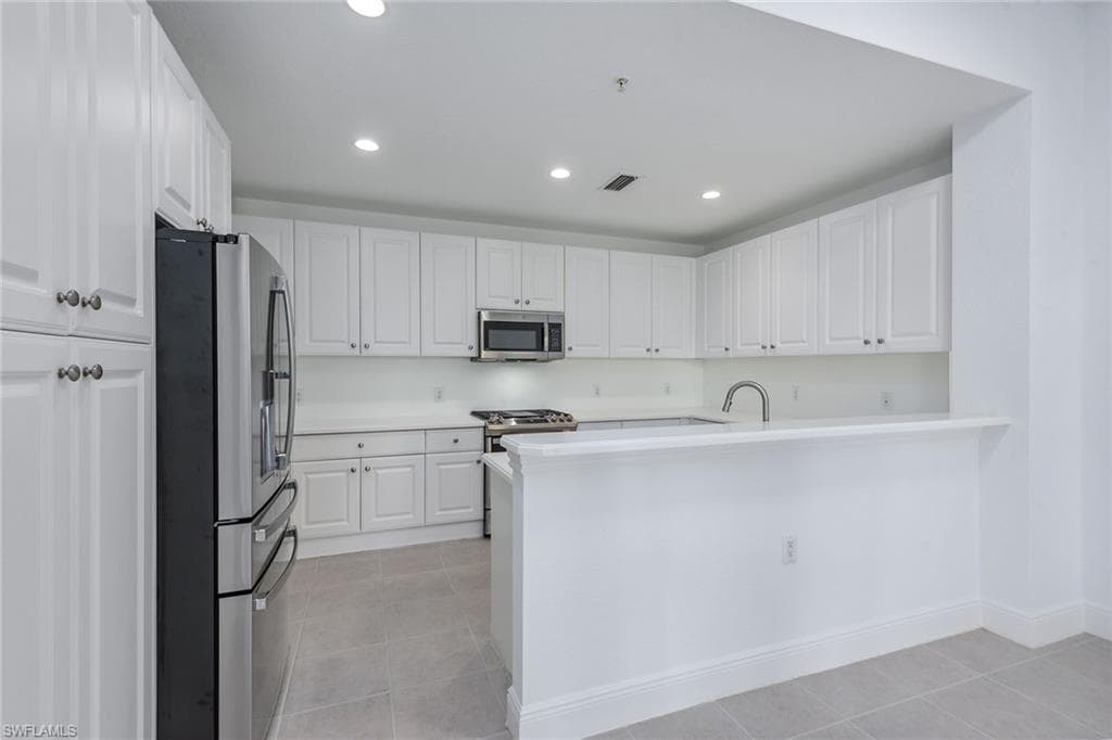9229 Museo Cir 103, Naples, FL 34114-12