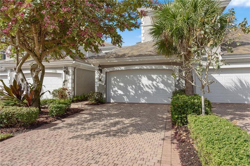 9229 Museo Cir 103, Naples, FL 34114-33