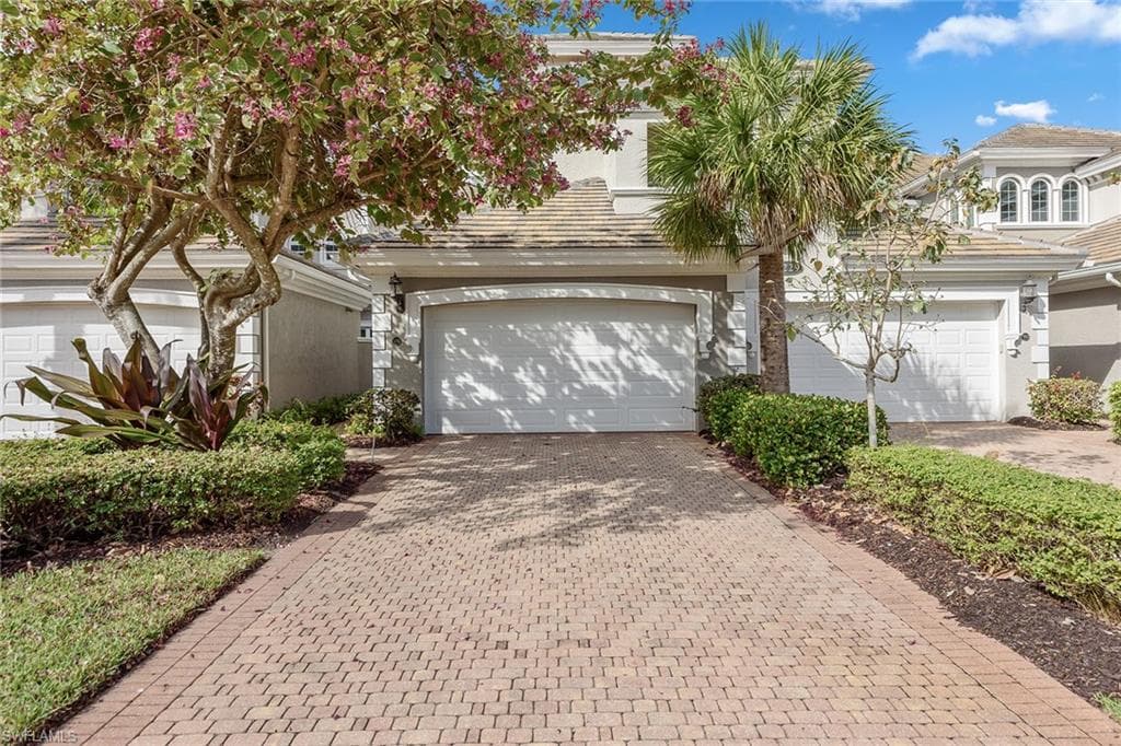 9229 Museo Cir 103, Naples, FL 34114-3