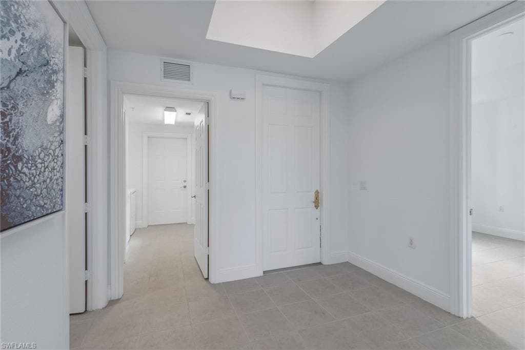 9229 Museo Cir 103, Naples, FL 34114-5