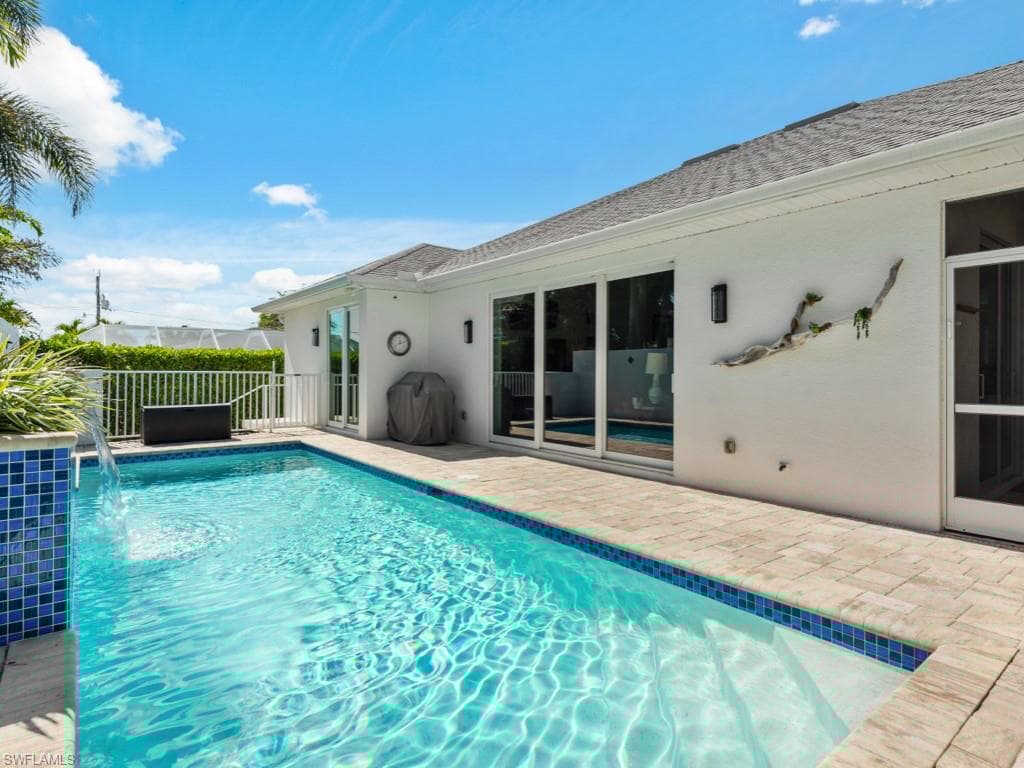 161 Tahiti Cir, Naples, FL 34113-29