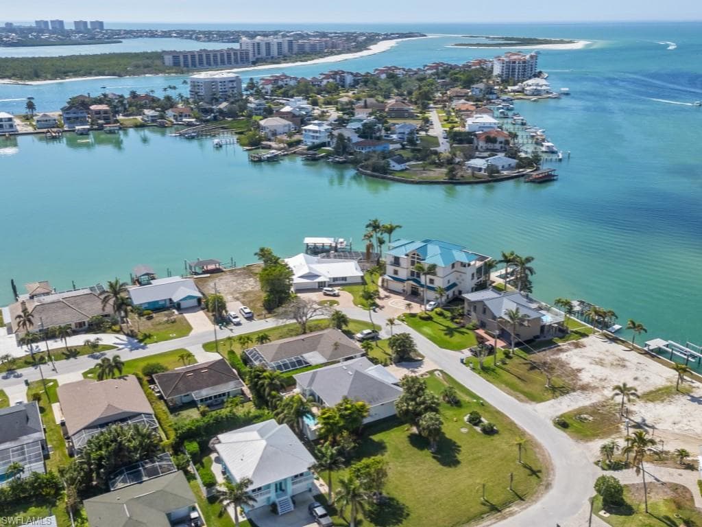 161 Tahiti Cir, Naples, FL 34113-34
