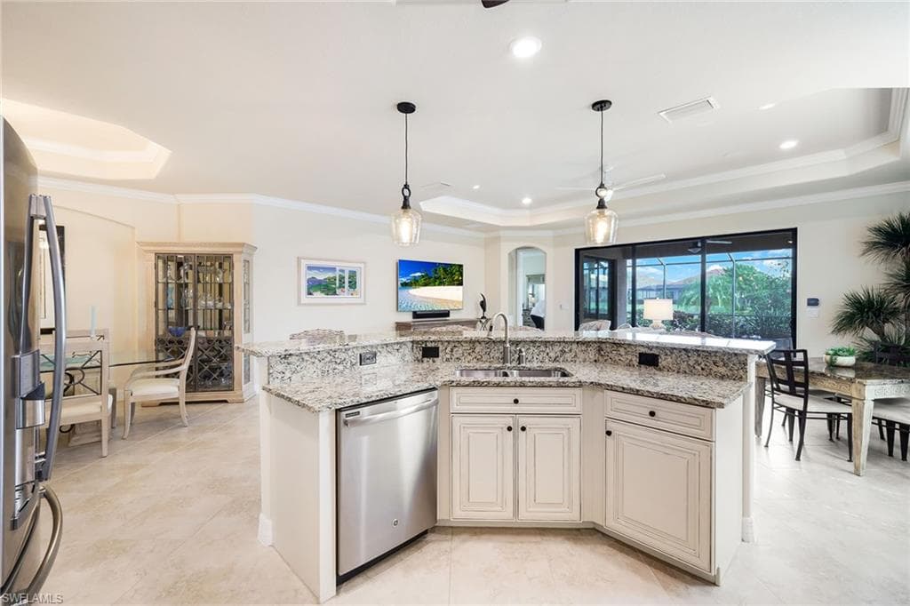 28131 Edenderry Ct, Bonita Springs, FL 34135-14