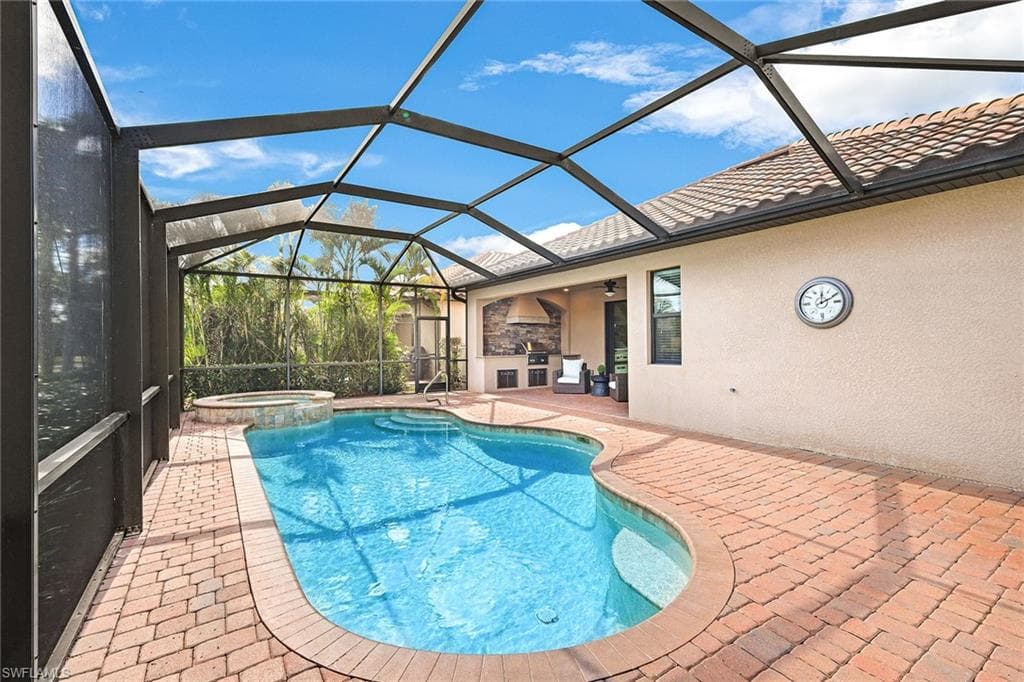 28131 Edenderry Ct, Bonita Springs, FL 34135-32