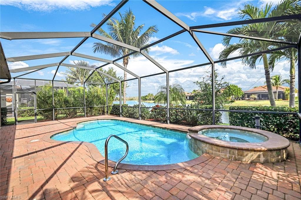 28131 Edenderry Ct, Bonita Springs, FL 34135-3