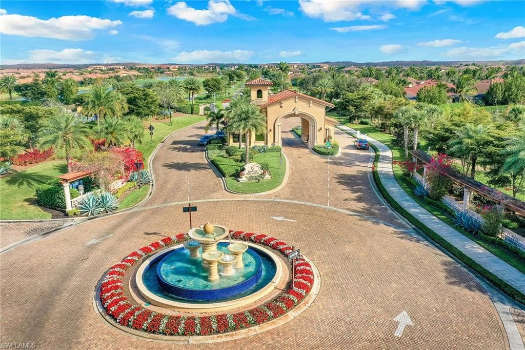 28131 Edenderry Ct, Bonita Springs, FL 34135-43