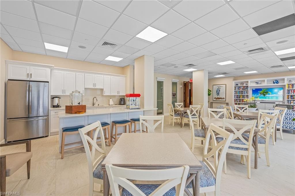 140 Seaview Ct 1504, Marco Island, FL 34145-36