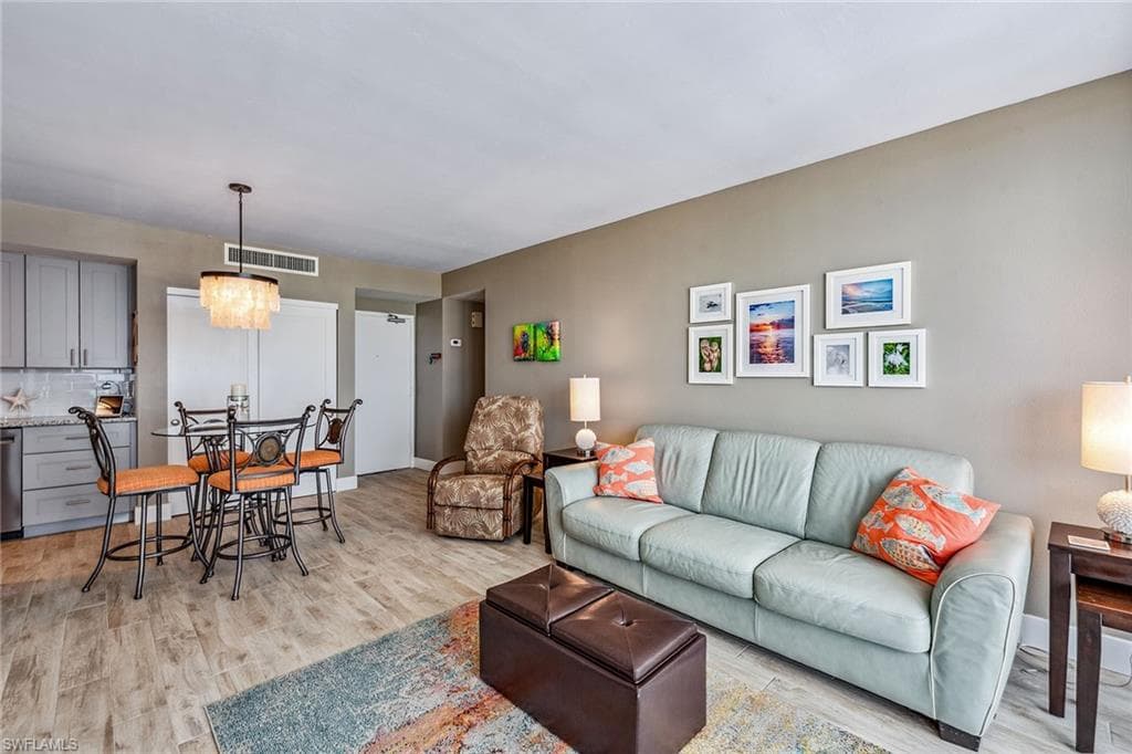 140 Seaview Ct 1504, Marco Island, FL 34145-3