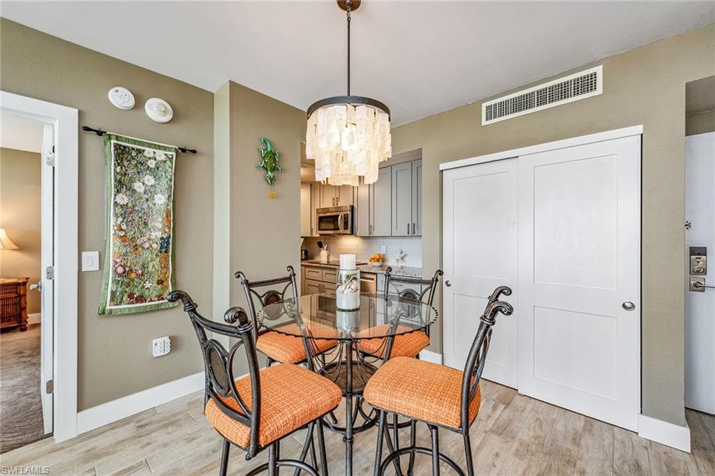 140 Seaview Ct 1504, Marco Island, FL 34145-6