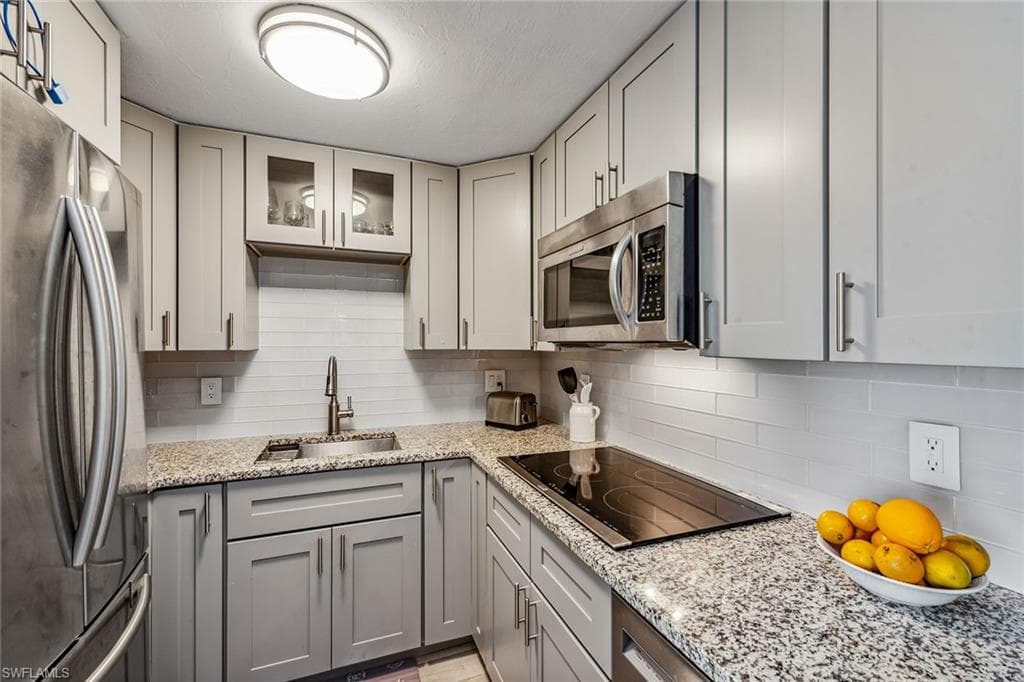 140 Seaview Ct 1504, Marco Island, FL 34145-7