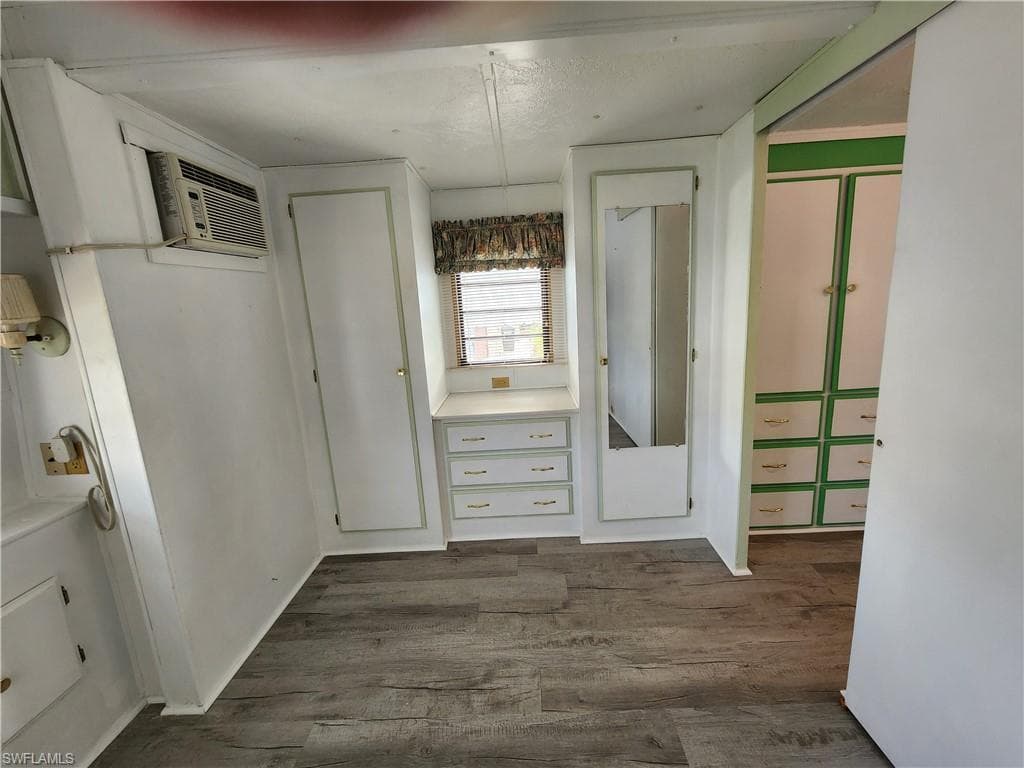 116 Duncan Ln 240, Naples, FL 34114-6