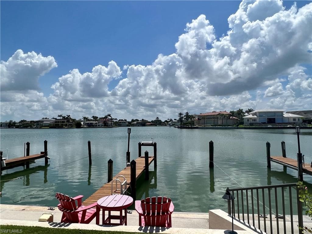 3200 Gulf Shore Blvd N 116, Naples, FL 34103-25