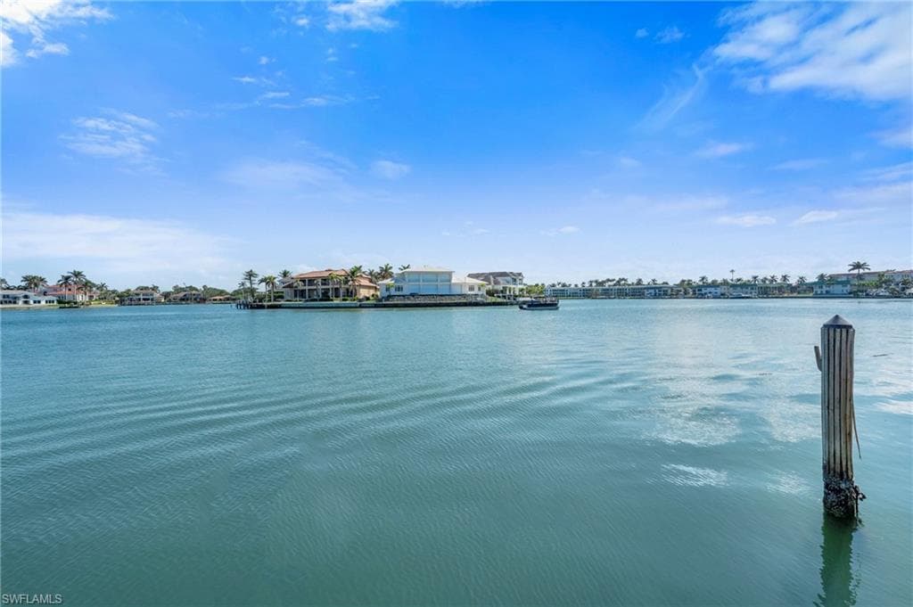 3200 Gulf Shore Blvd N 116, Naples, FL 34103-29