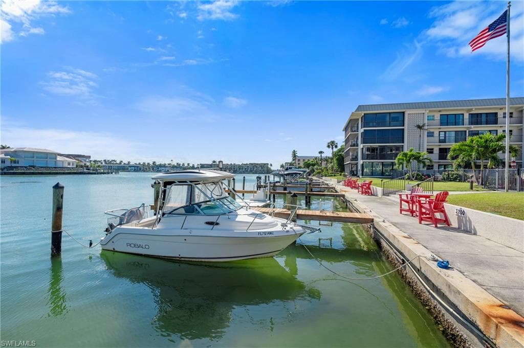 3200 Gulf Shore Blvd N 116, Naples, FL 34103-4