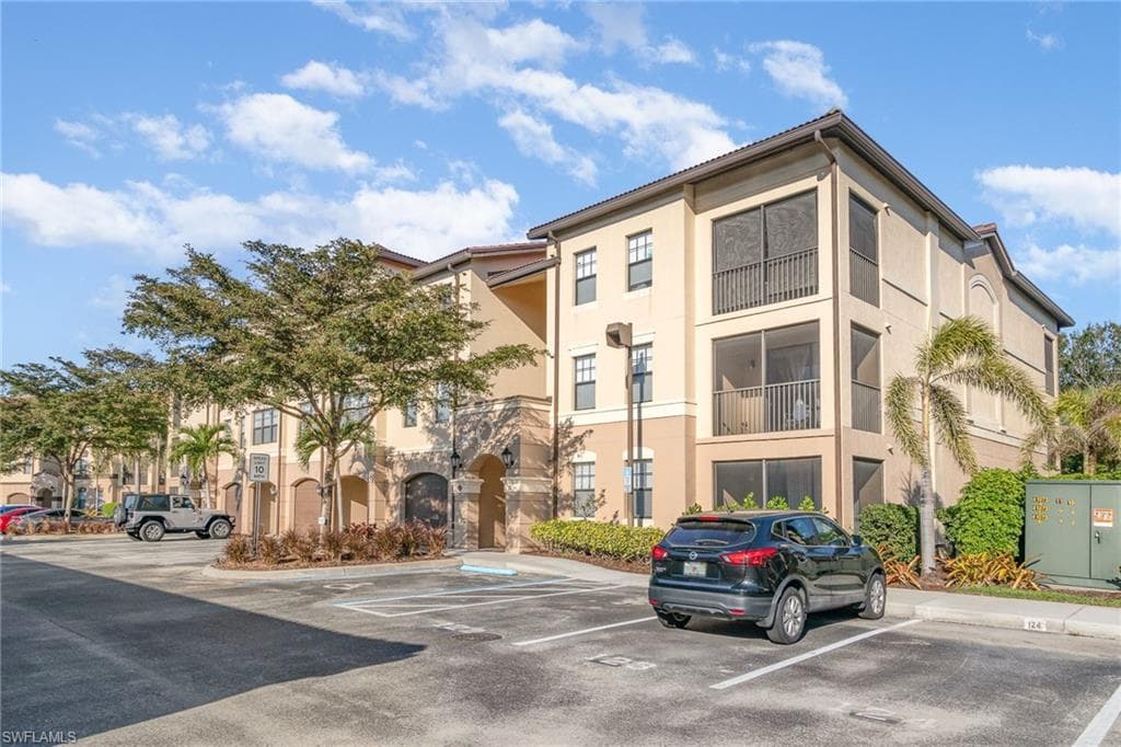 12965 Positano Cir 305, Naples, FL 34105-18