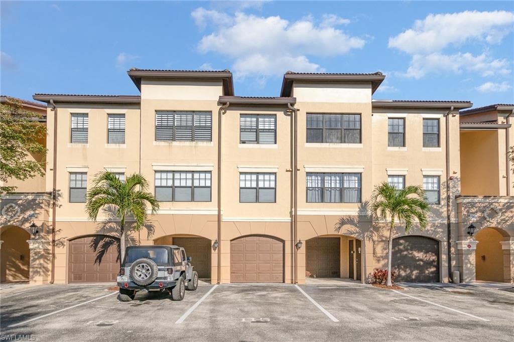 12965 Positano Cir 305, Naples, FL 34105-19