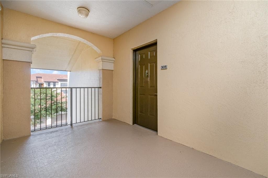 12965 Positano Cir 305, Naples, FL 34105-20