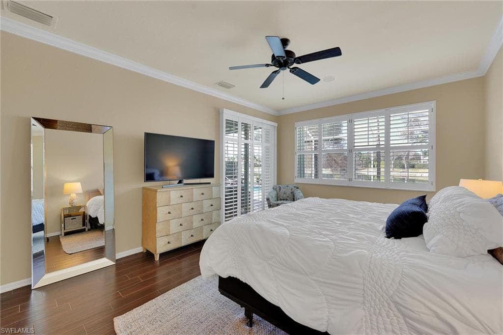 14291 Manchester Dr, Naples, FL 34114-11