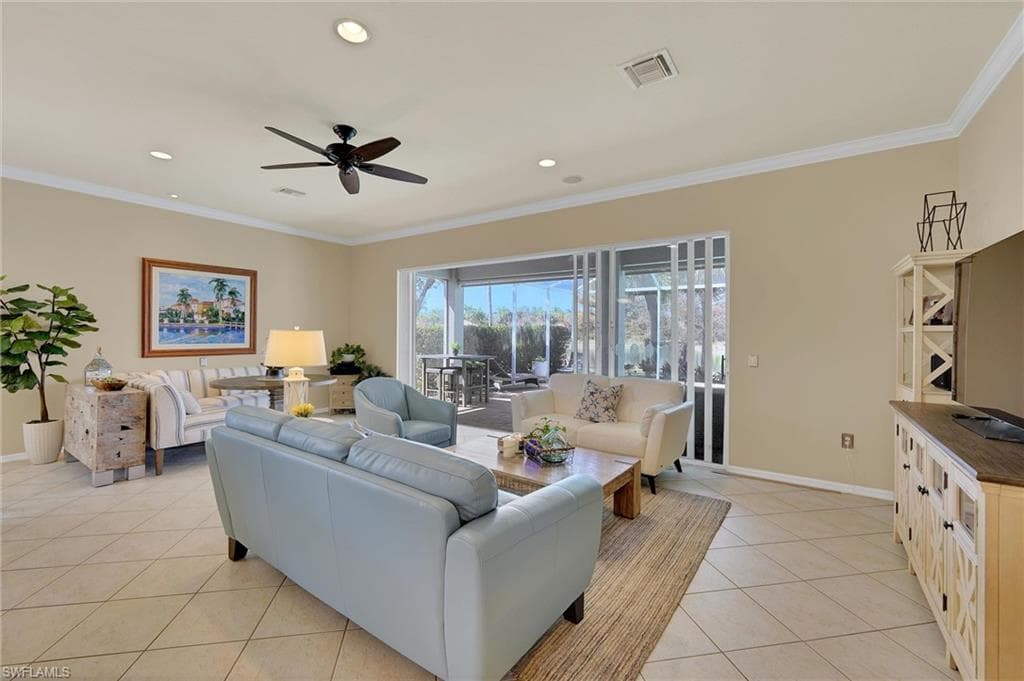 14291 Manchester Dr, Naples, FL 34114-23