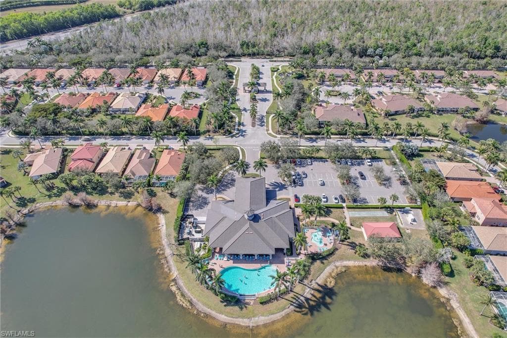 14291 Manchester Dr, Naples, FL 34114-38