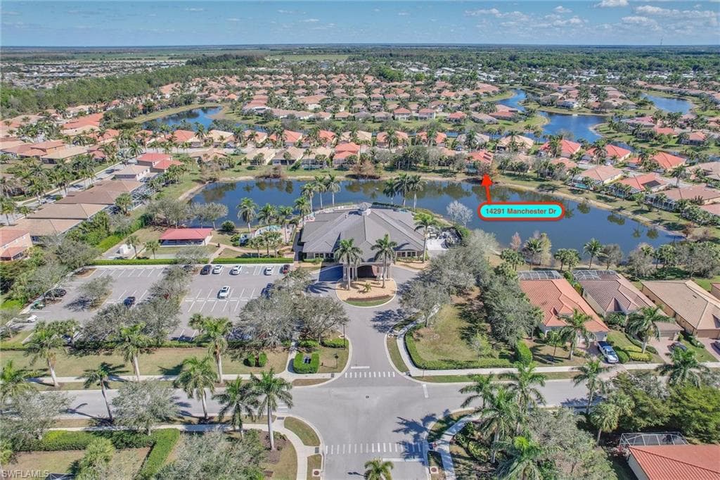 14291 Manchester Dr, Naples, FL 34114-39