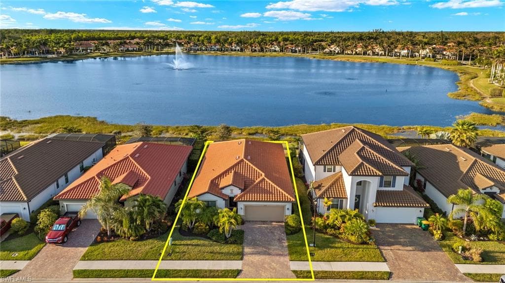 1606 Santiago Cir, Naples, FL 34113-30