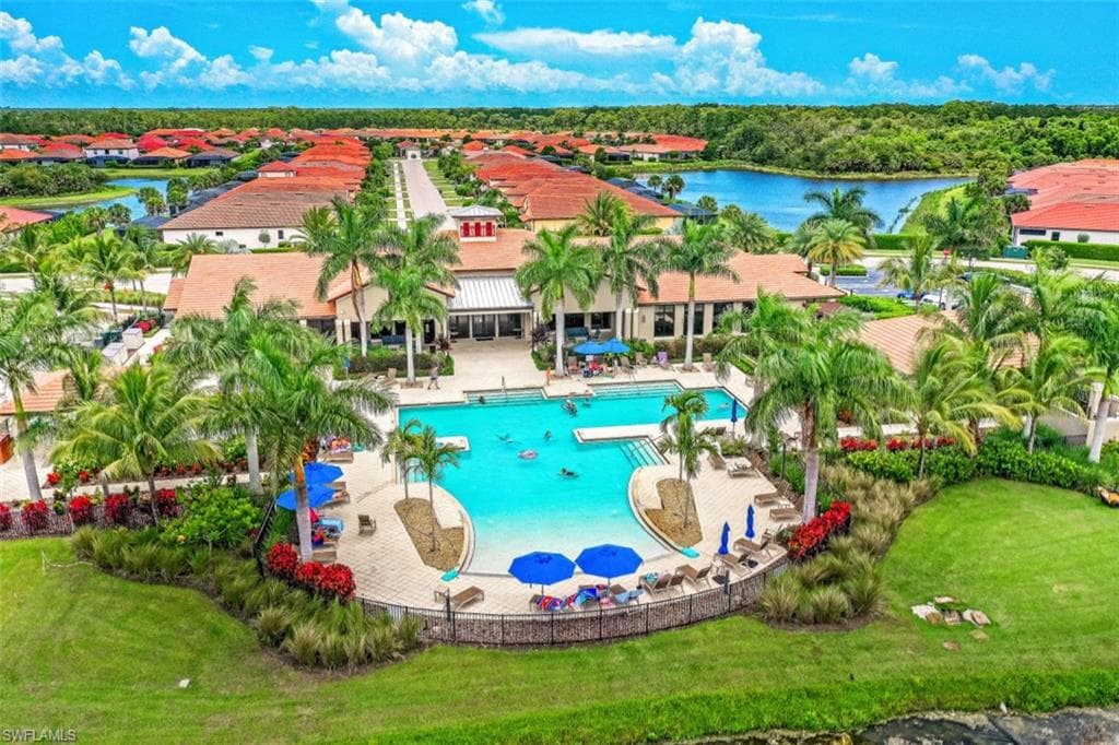 1606 Santiago Cir, Naples, FL 34113-41