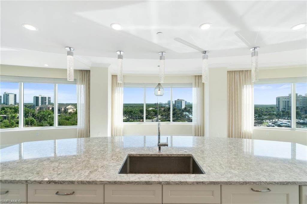 13665 Vanderbilt Dr 701, Naples, FL 34110-10