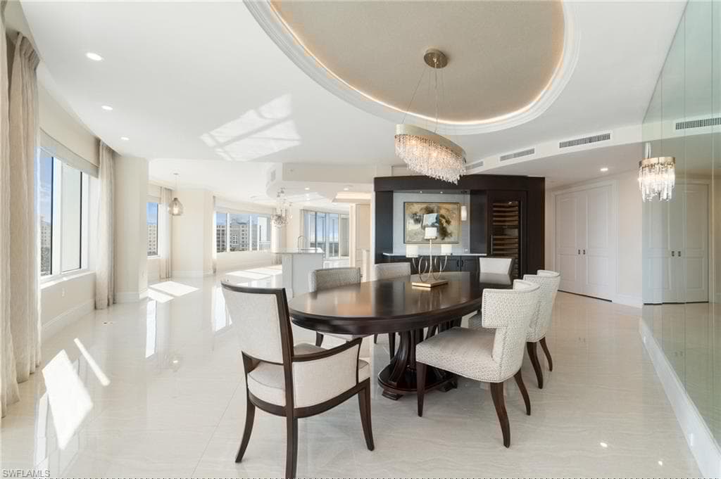 13665 Vanderbilt Dr 701, Naples, FL 34110-18