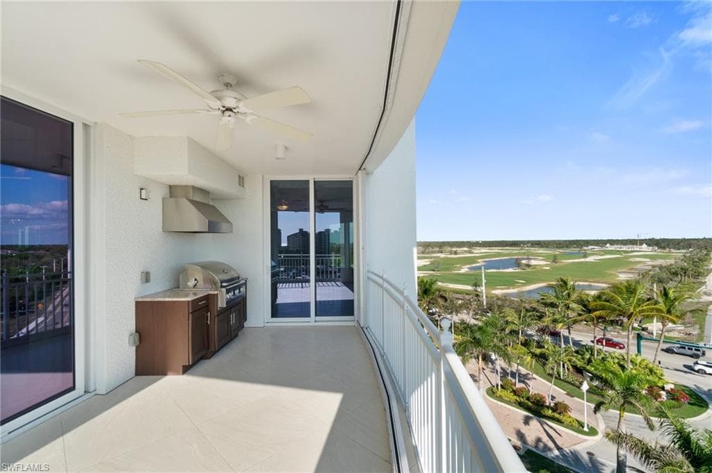 13665 Vanderbilt Dr 701, Naples, FL 34110-22