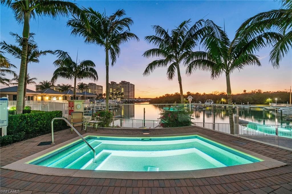13665 Vanderbilt Dr 701, Naples, FL 34110-43