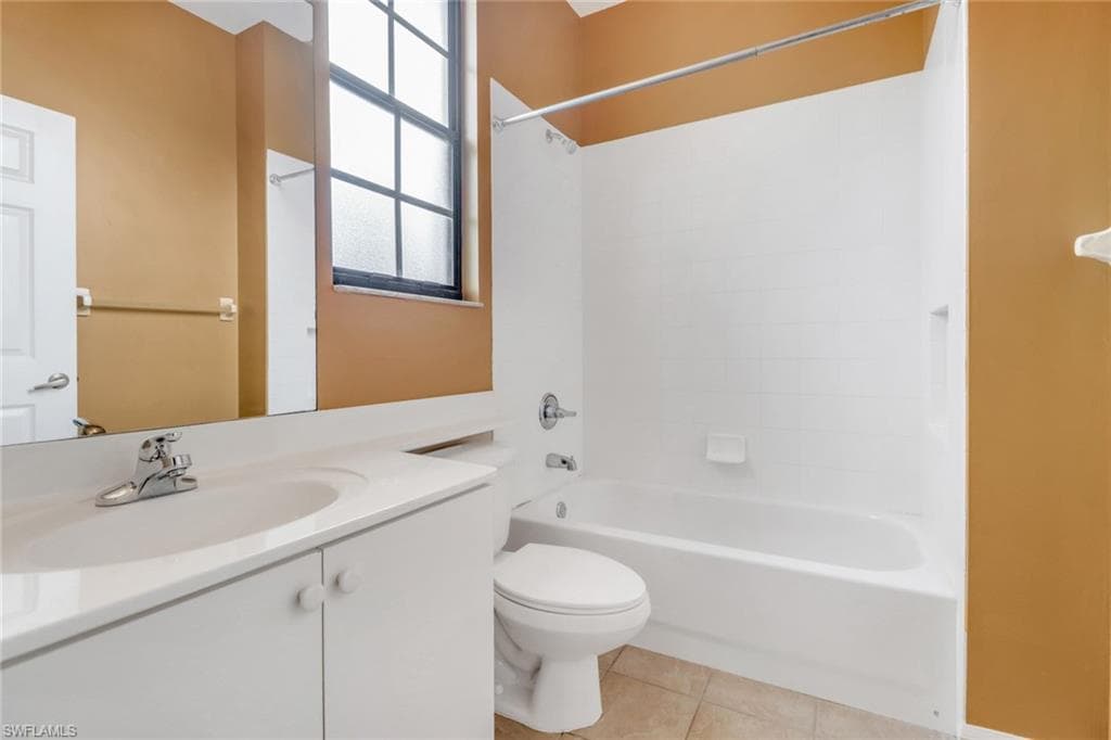 14764 Pinnacle Pl 65, Naples, FL 34119-26