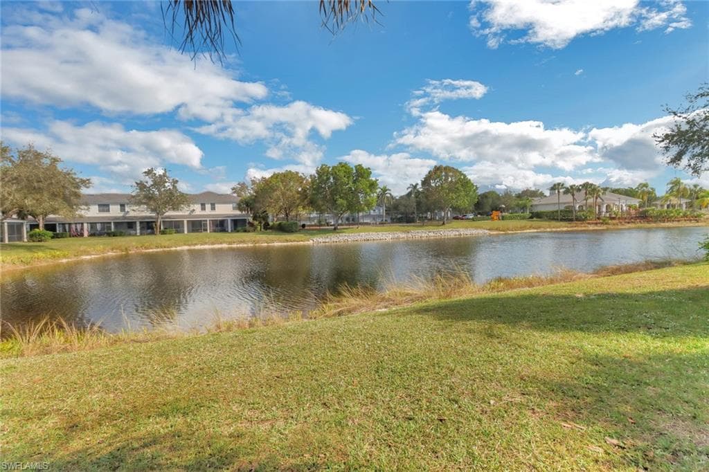 14764 Pinnacle Pl 65, Naples, FL 34119-29