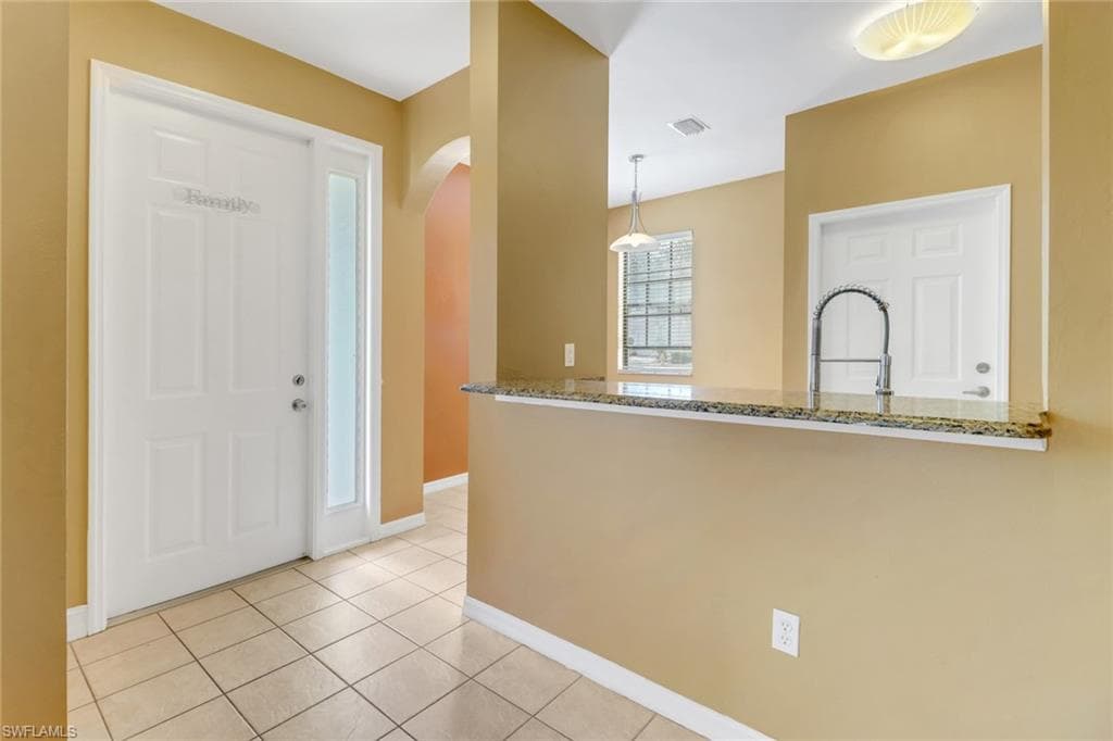14764 Pinnacle Pl 65, Naples, FL 34119-5