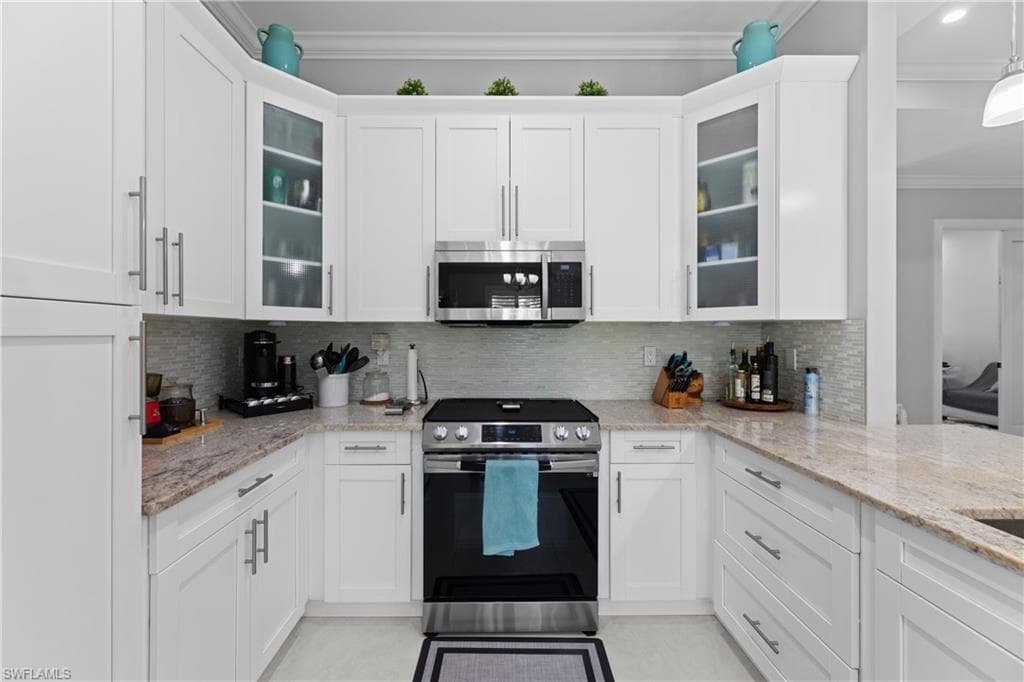 2642 10th Ave NE, Naples, FL 34120-13