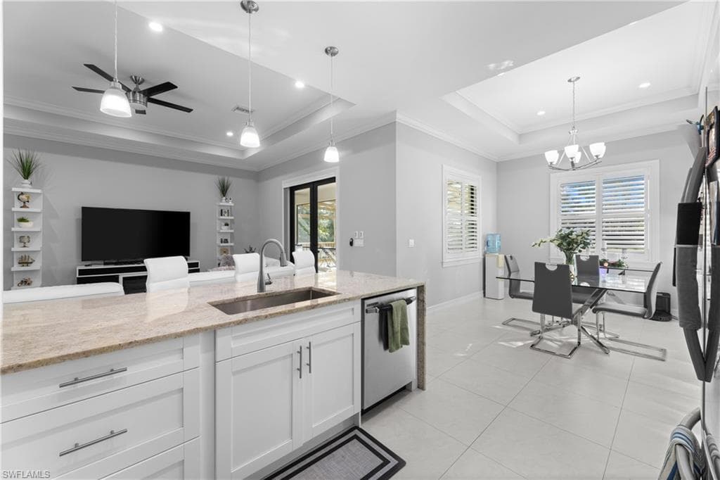 2642 10th Ave NE, Naples, FL 34120-14