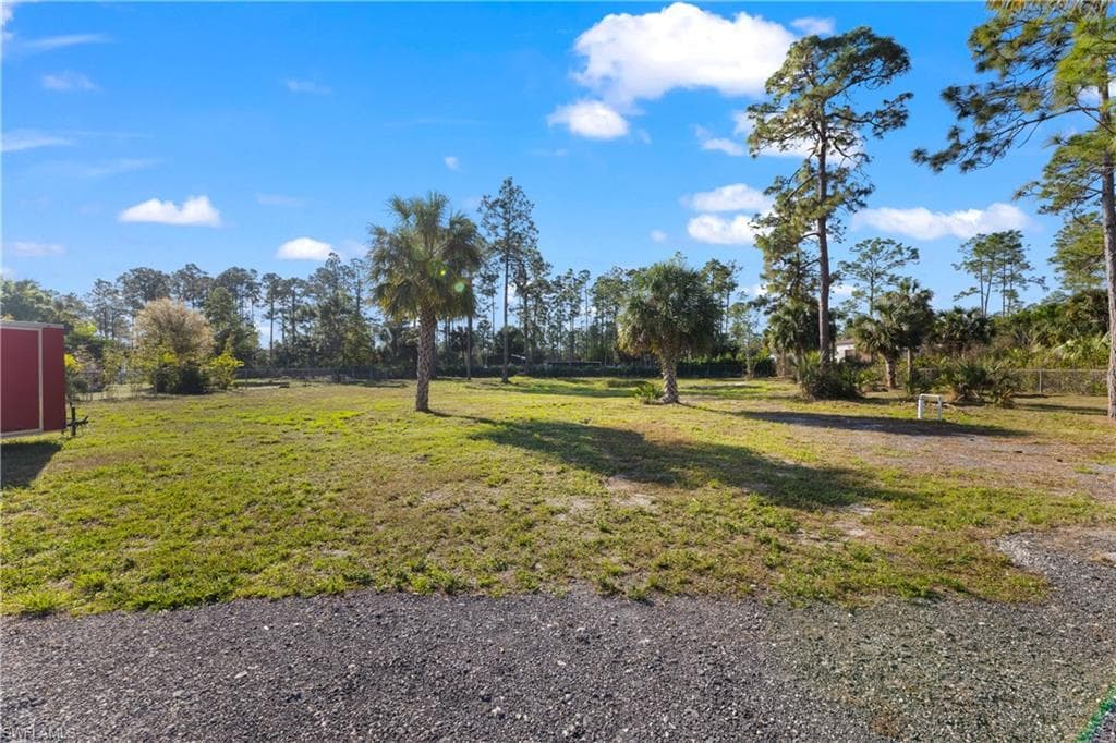 2642 10th Ave NE, Naples, FL 34120-32