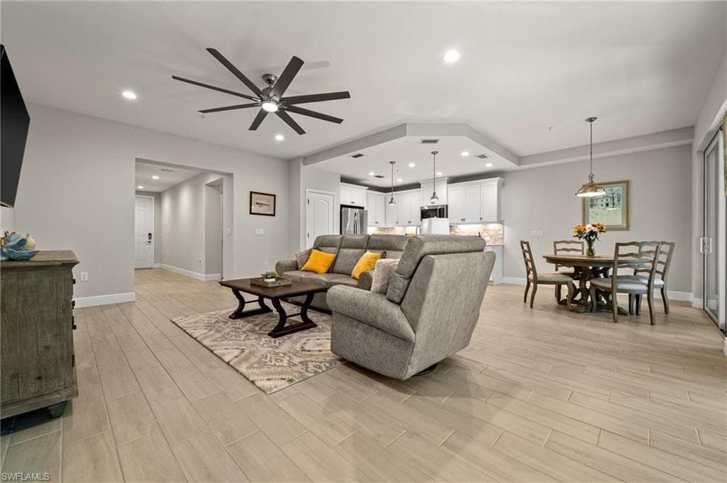 2280 Priory Ln 1102, Naples, FL 34120-10