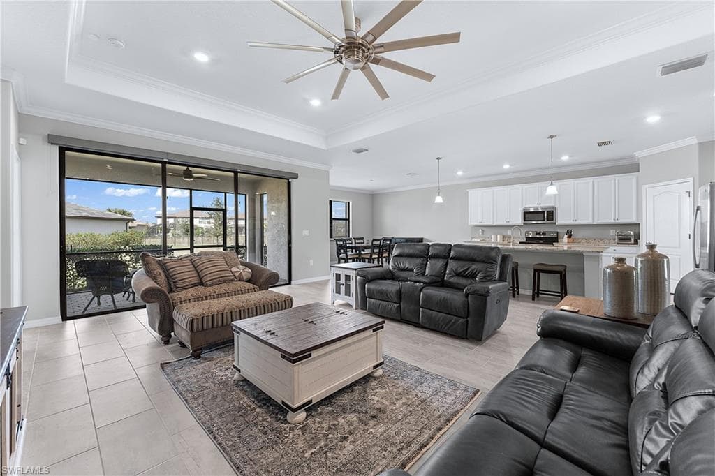 17586 Ashcomb Way, Estero, FL 33928-9