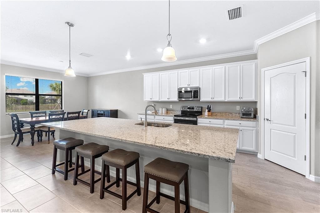 17586 Ashcomb Way, Estero, FL 33928-15