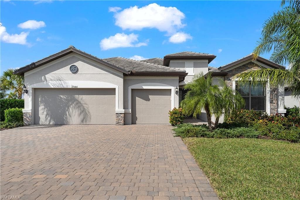 17586 Ashcomb Way, Estero, FL 33928-1