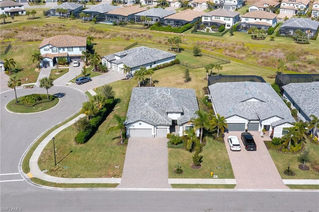 17586 Ashcomb Way, Estero, FL 33928-4