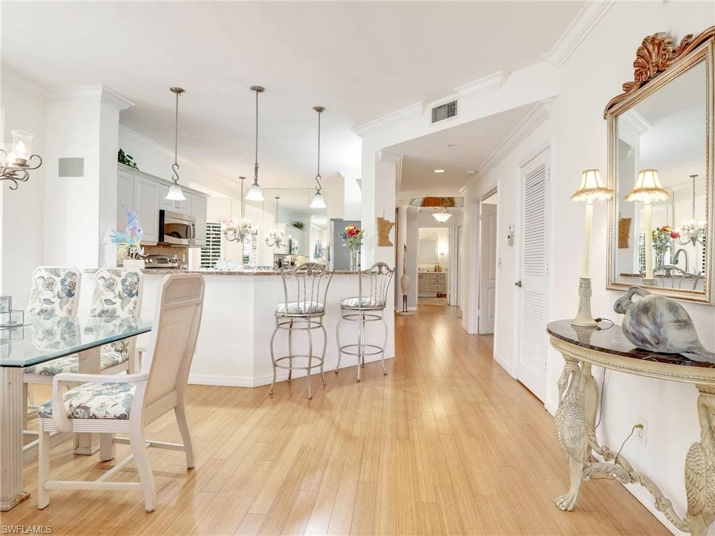 7734 Pebble Creek Cir 104, Naples, FL 34108-14