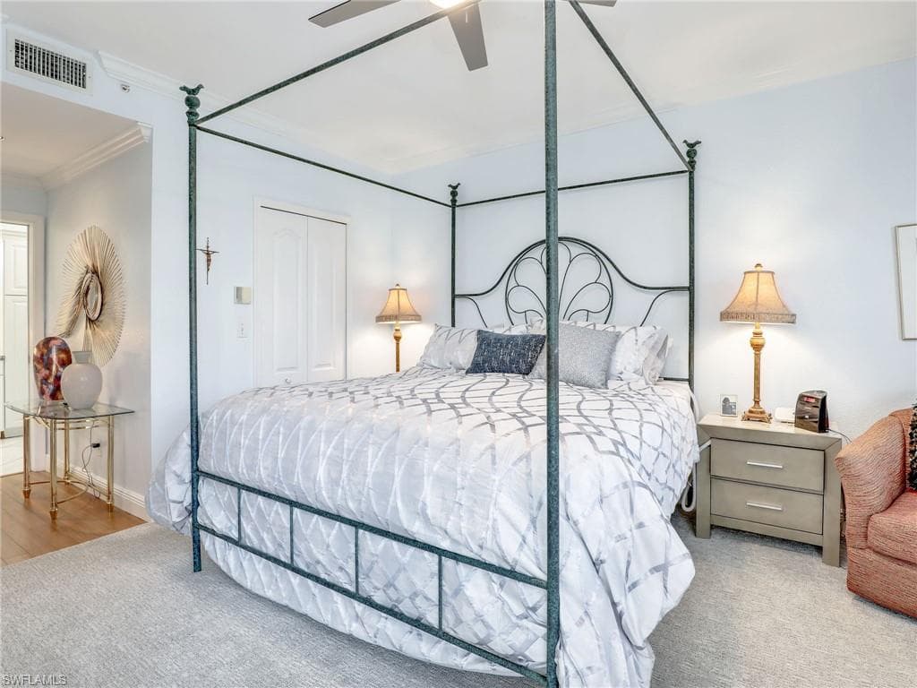 7734 Pebble Creek Cir 104, Naples, FL 34108-18