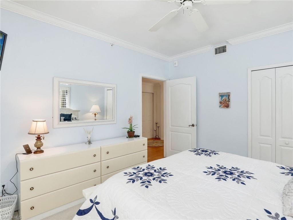7734 Pebble Creek Cir 104, Naples, FL 34108-25