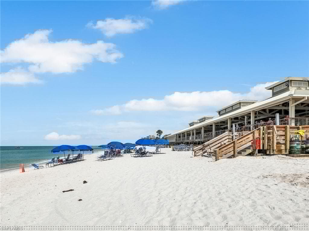 7734 Pebble Creek Cir 104, Naples, FL 34108-46